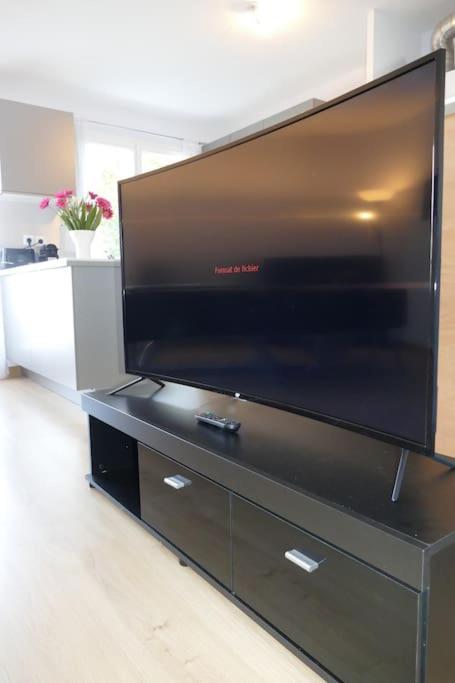 Disneyland Paris 70M² Face Parc, Place Ariane Serris Ngoại thất bức ảnh